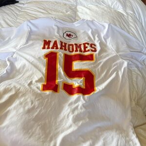 Chiefs Mahomes White and Red Tshirt
